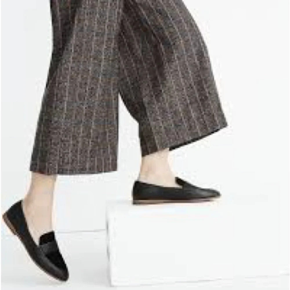 Madewell The Alex Loafer in Black - Size 6